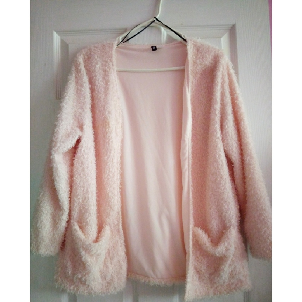 •CUTE FUZZY CARDIGAN•
